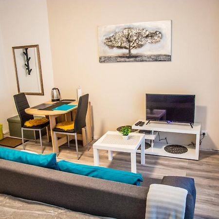 Apartment & Room Eni Zagreb Luaran gambar